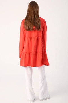 A wholesale clothing model wears ALL10202 - Cardigan - Pomegranate Blossom, Turkish wholesale Cardigan of Allday