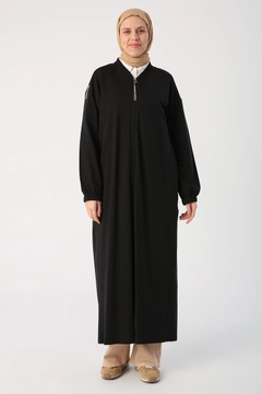 Una modelo de ropa al por mayor lleva ALL10216 - Abaya - Black, Abaya turco al por mayor de Allday