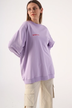 A wholesale clothing model wears ALL10343 - Sweatshirt - Lilac, Turkish wholesale Sweatshirt of Allday