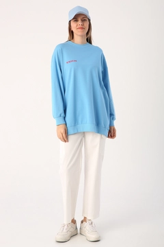 A wholesale clothing model wears ALL10344 - Sweatshirt - Blue, Turkish wholesale Sweatshirt of Allday