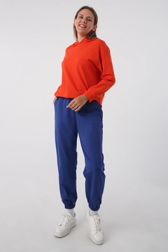 A wholesale clothing model wears all11684-01-jogger-sweatpants-saks, Turkish wholesale Sweatpants of Allday
