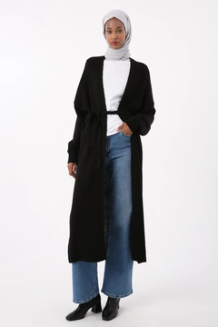 A wholesale clothing model wears all11916-ribbed-long-knit-cardigan-black, Turkish wholesale Cardigan of Allday