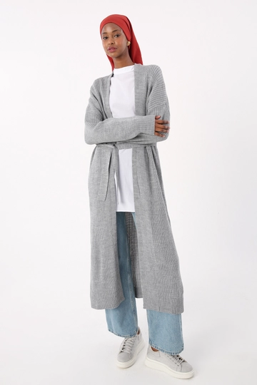 A wholesale clothing model wears  Melange Ribbed Long Knitted Cardigan - Gray
, Turkish wholesale Cardigan of Allday