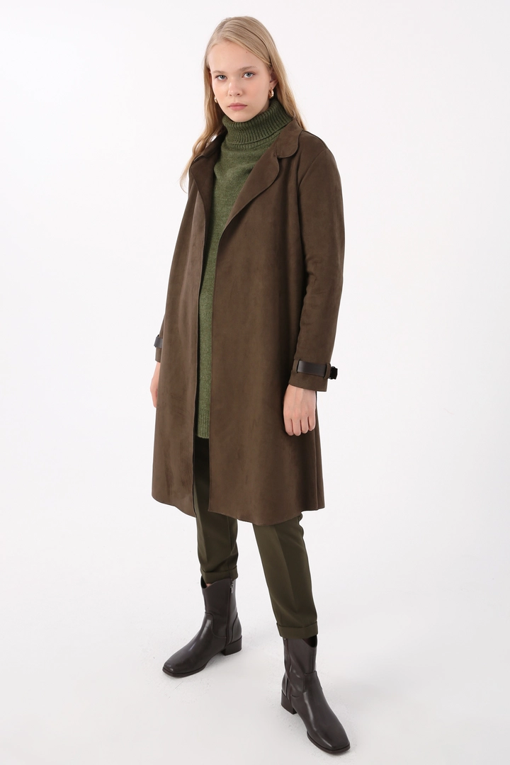 A wholesale clothing model wears ALL11150 - Belted Sleeves Detailed Suede Trench Coat - Khaki, Turkish wholesale Trenchcoat of Allday