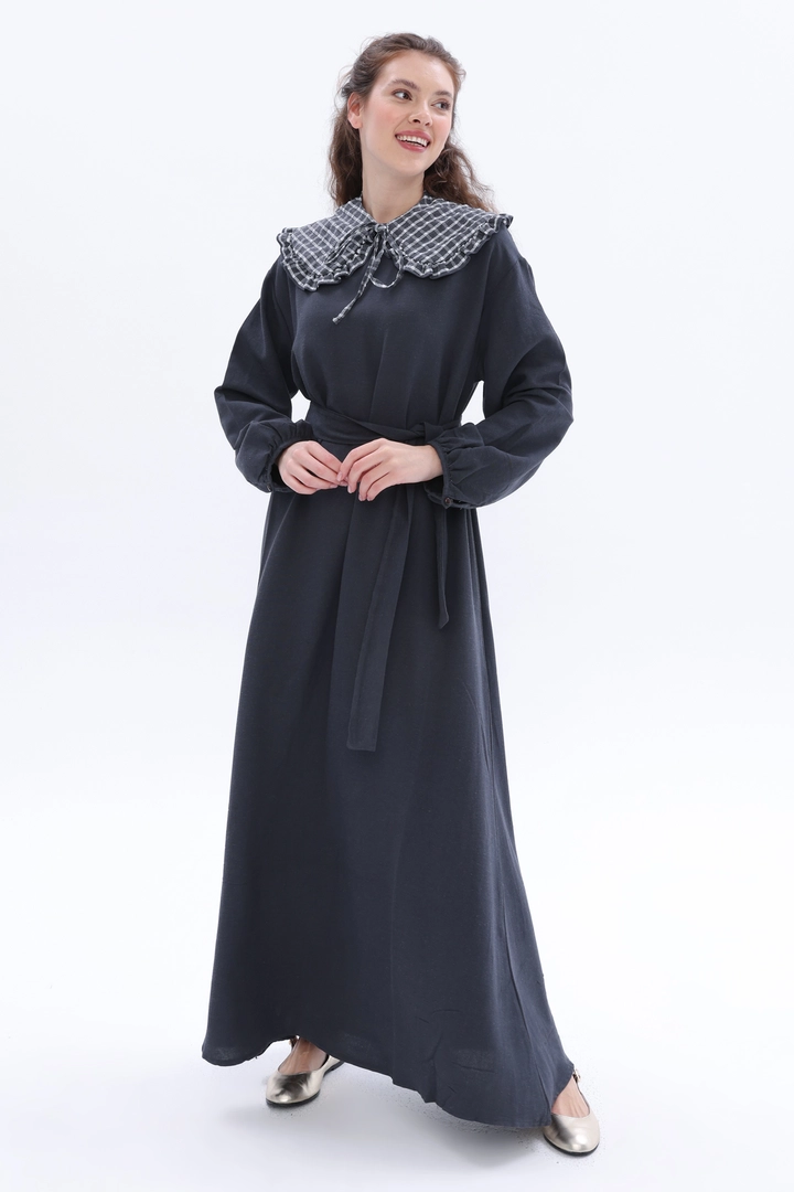 Un model de îmbrăcăminte angro poartă all12486-belted-linen-dress-anthracite, turcesc angro Rochie de Allday