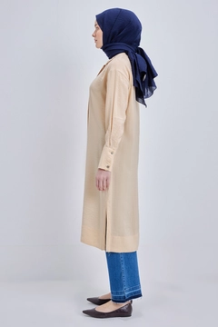 A wholesale clothing model wears all12618-stone-buttoned-modal-shirt-tunic-beige, Turkish wholesale Tunic of Allday
