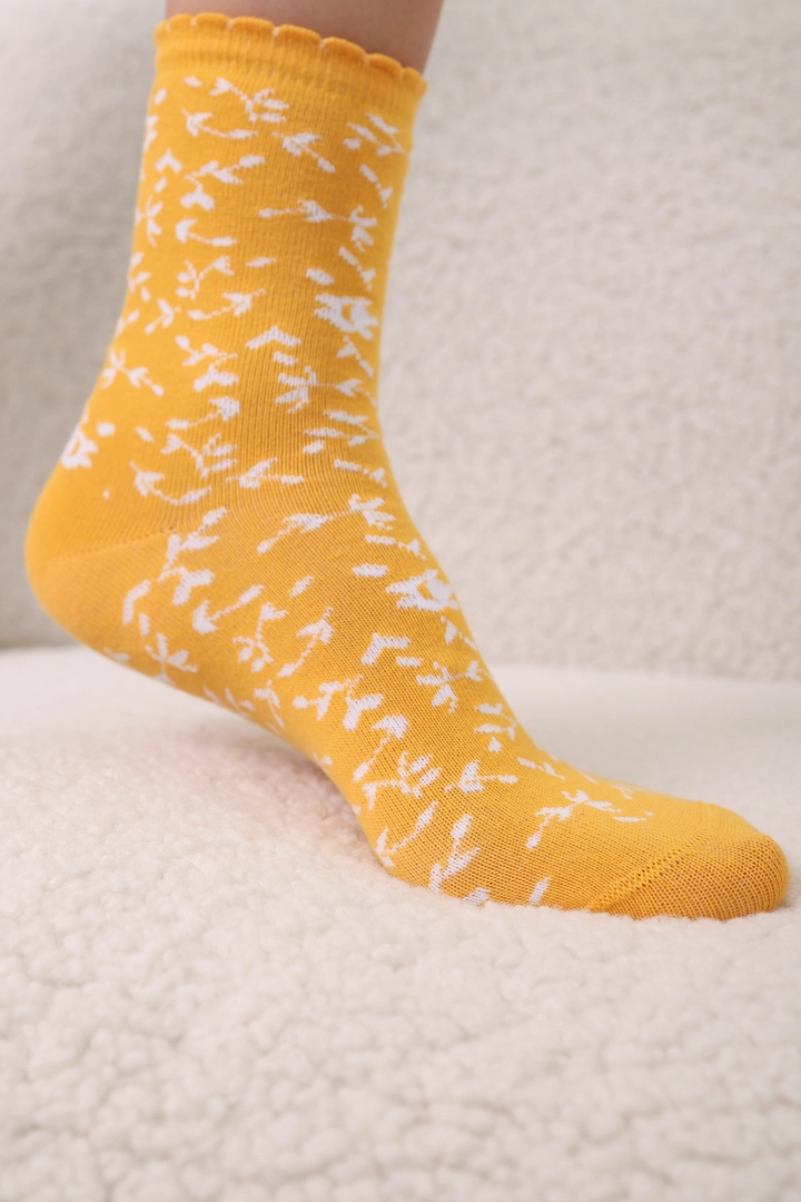 A wholesale clothing model wears all12301-sock-set-mustard, Turkish wholesale Socks of Allday