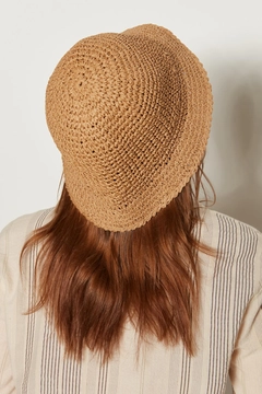 A wholesale clothing model wears axs11500-hand-knitted-straw-hat-camel, Turkish wholesale Hat of Axesoire