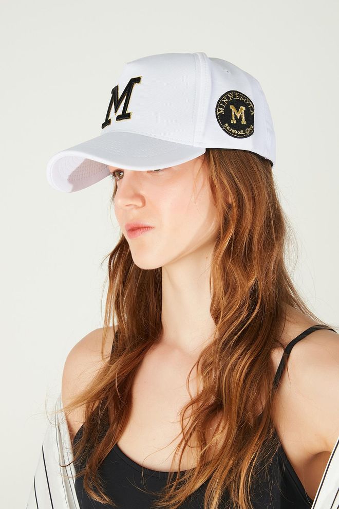 Axesoire Gestickte Mütze Mit Buchstabe M – Weiß Großhandelskleidung 0