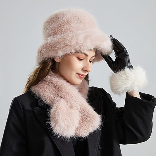 Axesoire Kalpak Mütze Und Ineinandergreifender Halskragen Aus Mangostoff 2er Set – Beige Großhandelskleidung 0