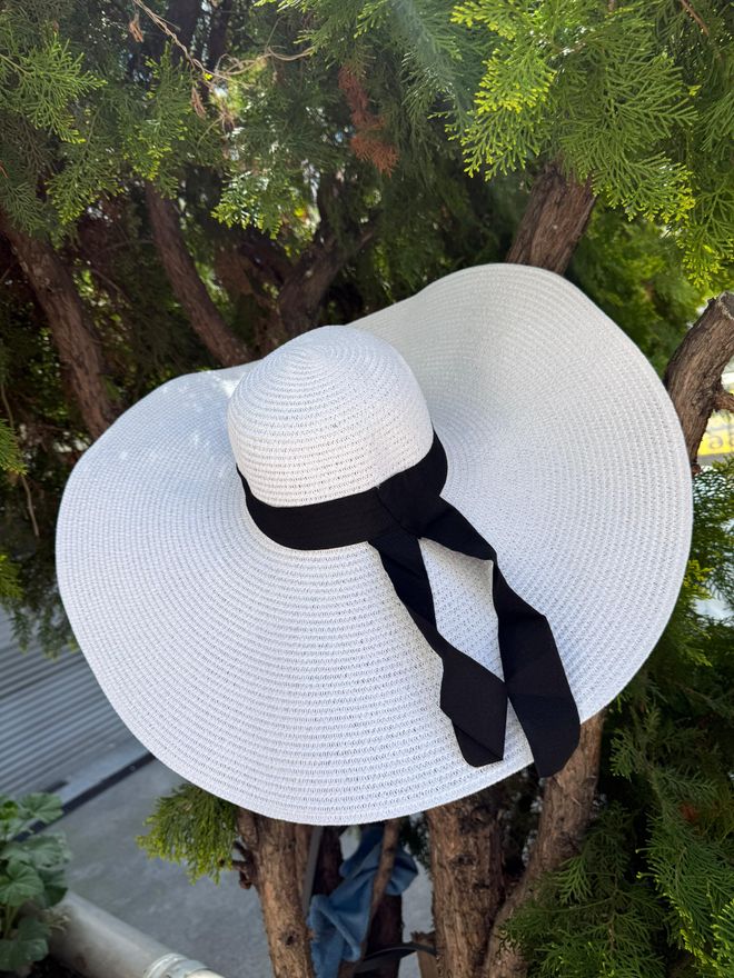 Axesoire Breiter Strohhut Mit Gürtel Weiß Großhandelskleidung 0