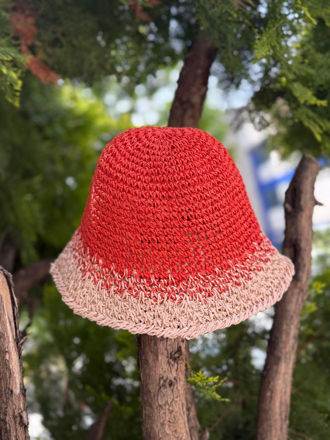 Axesoire Handgestrickter Strohhut Rot Großhandelskleidung 0