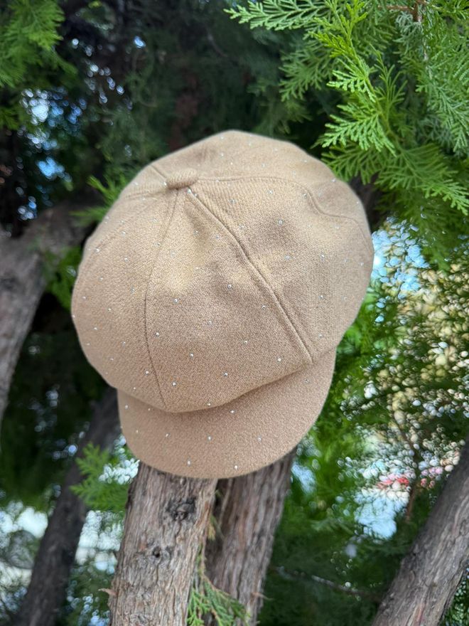 Axesoire Bež Eleganten Klobuk S Bleščicami Za Delo In Zabavo Oblačila na debelo Ležerno