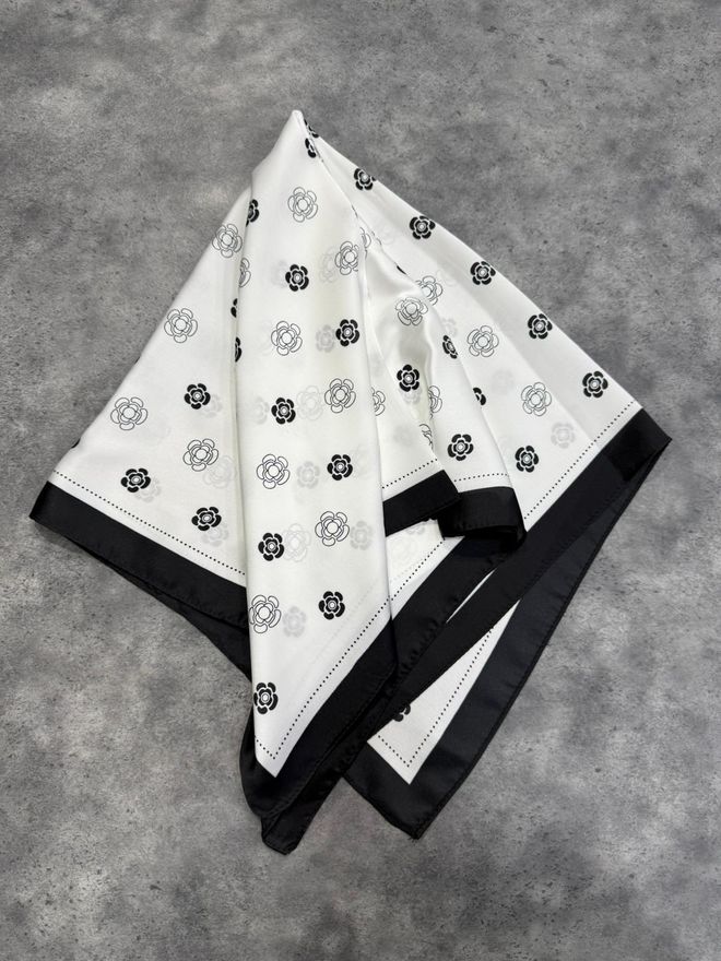 Axesoire Elegant Black Shawl Wholesale Clothing Lounge