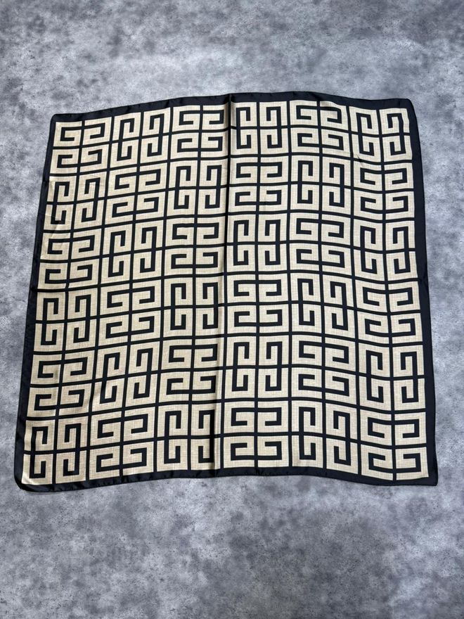 Axesoire Geometrik Kareli Desenli Şık Siyah Şal Toptan Giyim Gündelik