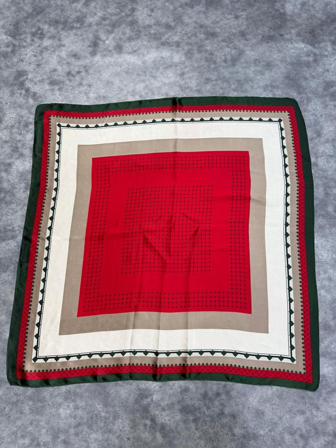 Axesoire Zarif Kırmızı Şal Toptan Giyim Tesettür