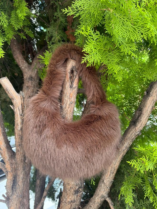 Axesoire Bolsa De Pelúcia Marrom Roupas por atacado 4