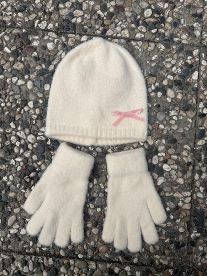 Axesoire Strickgarnitur Mit Handschuhmütze Für Kinder — Ecru Großhandelskleidung 1