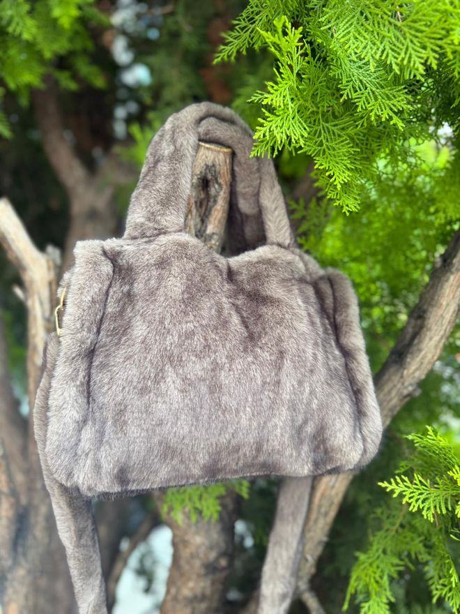 Axesoire Pluche Hand En Schoudertas 28x23x11 Cm Mink Groothandel Kleding 2