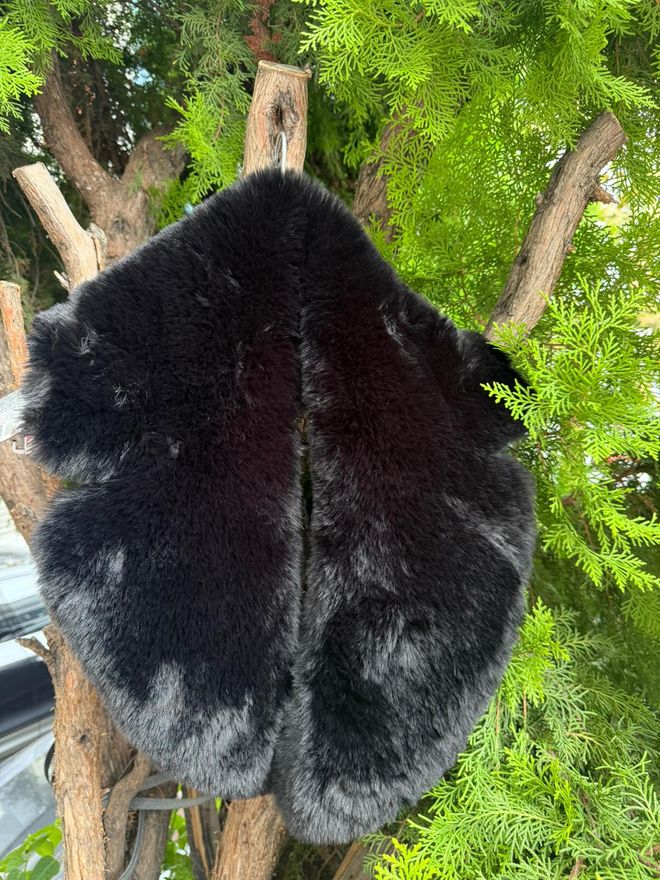 Axesoire Pêlo Preto Roupas por atacado 3