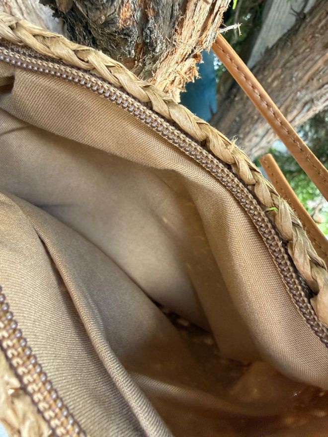 Axesoire Zipper Straw Bag Camel Wholesale Clothing 3