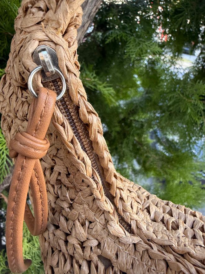 Axesoire Zipper Straw Bag Camel Wholesale Clothing 4