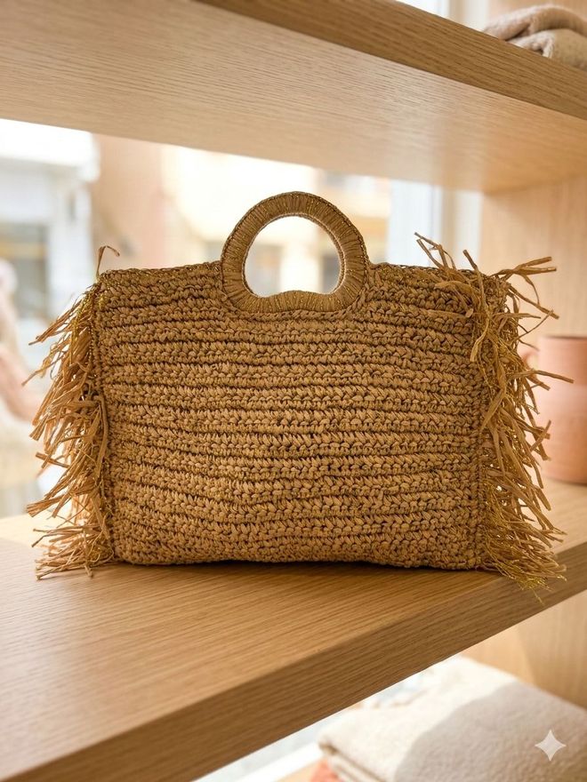 Axesoire Handgebreide Tas Van Stro Met Franjes 41x41x66 Cm Camel Groothandel Kleding 0