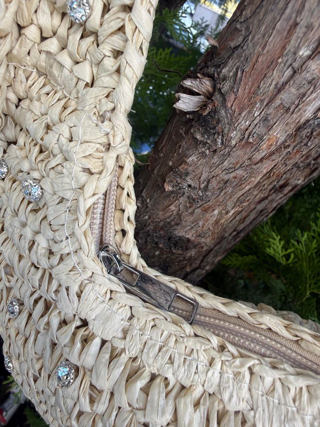 Axesoire Kamena Torba Od Slame Sa Zatvaračem Bež Велепродаја одеће 4