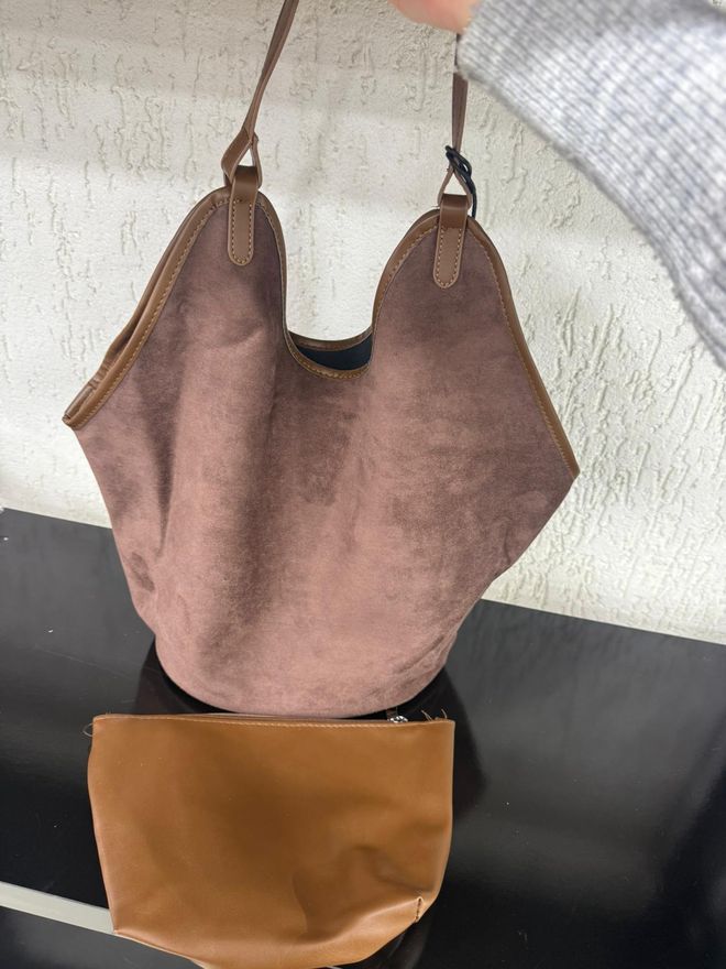 Axesoire Bolsa De Manga De Camurça Marrom Roupas por atacado 1