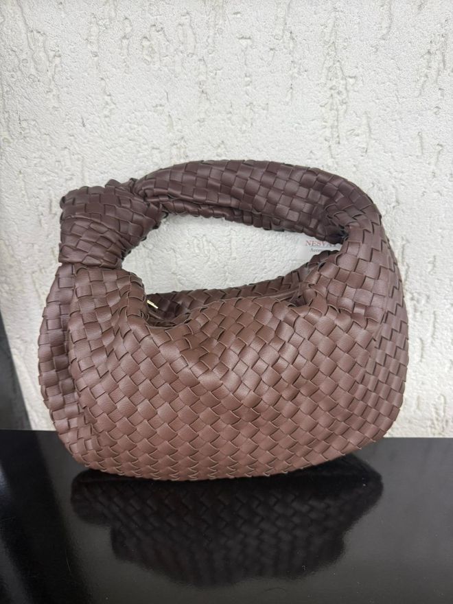 Axesoire Saco De Café Escuro Com Padrão De Malha De Couro Sintético Roupas por atacado 3