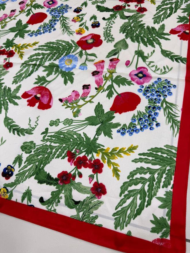 Axesoire Châle Ethnique Rouge Floral Pour Travail Et Fête Vêtements en gros 1