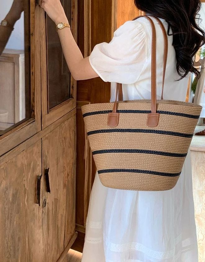 Axesoire Полосатая Соломенная Сумка Из Верблюжьей Кожи Черная Оптовая продажа одежды 0