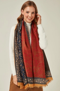 A wholesale clothing model wears axs10253-paisley-patterned-shawl-yellow, Turkish wholesale Shawl of Axesoire