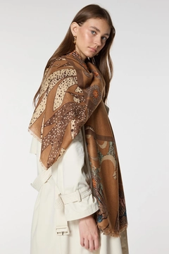 A wholesale clothing model wears axs10213-floral-patterned-shawl-brown, Turkish wholesale Shawl of Axesoire