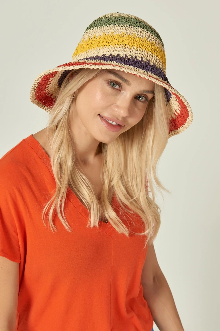 A wholesale clothing model wears axs10370-color-braided-straw-hat-ecru, Turkish wholesale Hat of Axesoire