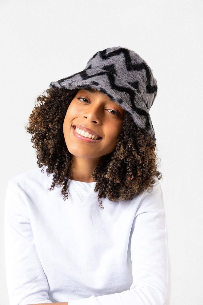 Axesoire Cappello da pescatore in peluche con motivo a zigzag con pile polare Grigio Abbigliamento all'ingrosso 0