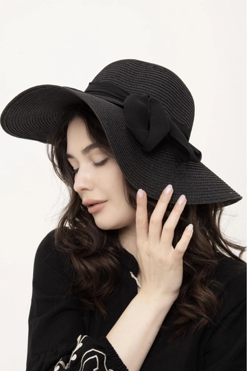 A wholesale clothing model wears  Wide Straw Hat With Bow Detail - Black
, Turkish wholesale Hat of Axesoire