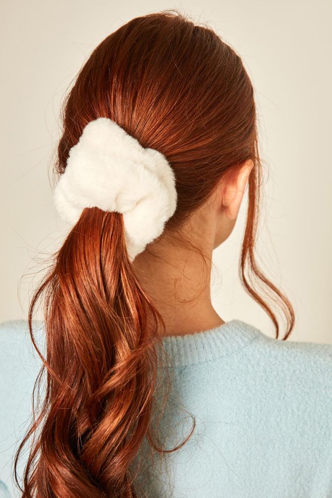 Axesoire Плишана Копча Бела Велепродаја одеће 0