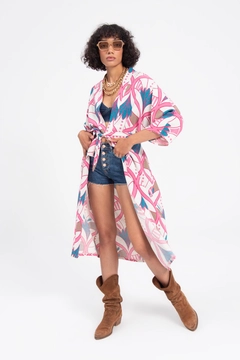 A wholesale clothing model wears bsl10255-linen-blend-kimono-with-belt, Turkish wholesale Kimono of BSL