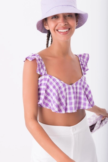 A wholesale clothing model wears  Gingham Open Back Ruffled Cami Top
, Turkish wholesale Bustier of BSL