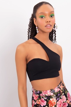 A wholesale clothing model wears bsl11784-one-shouldered-banded-bustier, Turkish wholesale Crop Top of BSL