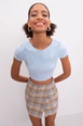 A wholesale clothing model wears bsl11260-crop-top, Turkish wholesale  of 