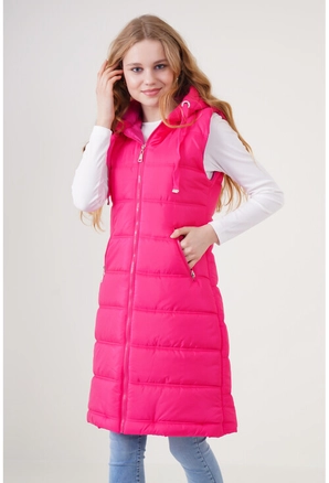 A model wears 10896 - Vest - Fuchsia, wholesale undefined of Big Merter to display at Lonca