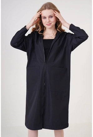 A model wears 10913 - Trenchcoat - Black, wholesale undefined of Big Merter to display at Lonca