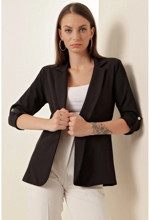 A model wears 18483 - Jacket - Black, wholesale undefined of Big Dart to display at Lonca