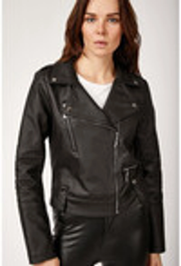 Ein Bekleidungsmodell aus dem Großhandel trägt 25653 - Jacket - Black, türkischer Großhandel Jacke von Bigdart