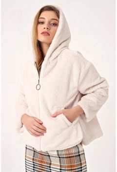 Un model de îmbrăcăminte angro poartă 34824 - Coat - Ecru, turcesc angro Palton de Bigdart