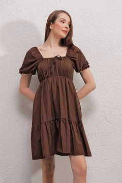 A wholesale clothing model wears BIG10108 - Dress - Brown, Turkish wholesale Dress of Bigdart