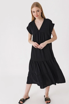 A wholesale clothing model wears big10208-flounce-dress-black, Turkish wholesale Dress of Bigdart