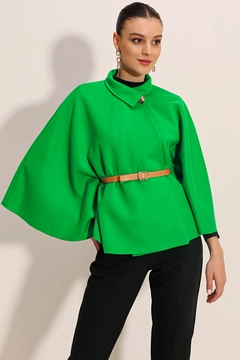 A wholesale clothing model wears big10616-belted-stash-poncho-green, Turkish wholesale Poncho of Bigdart